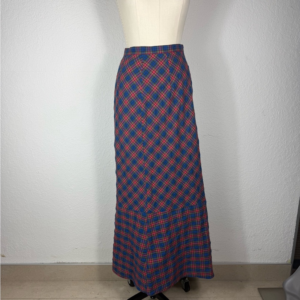 Japanese harajuku designed Elegant Checkered Maxi Skirt in Blue and Red sz XS